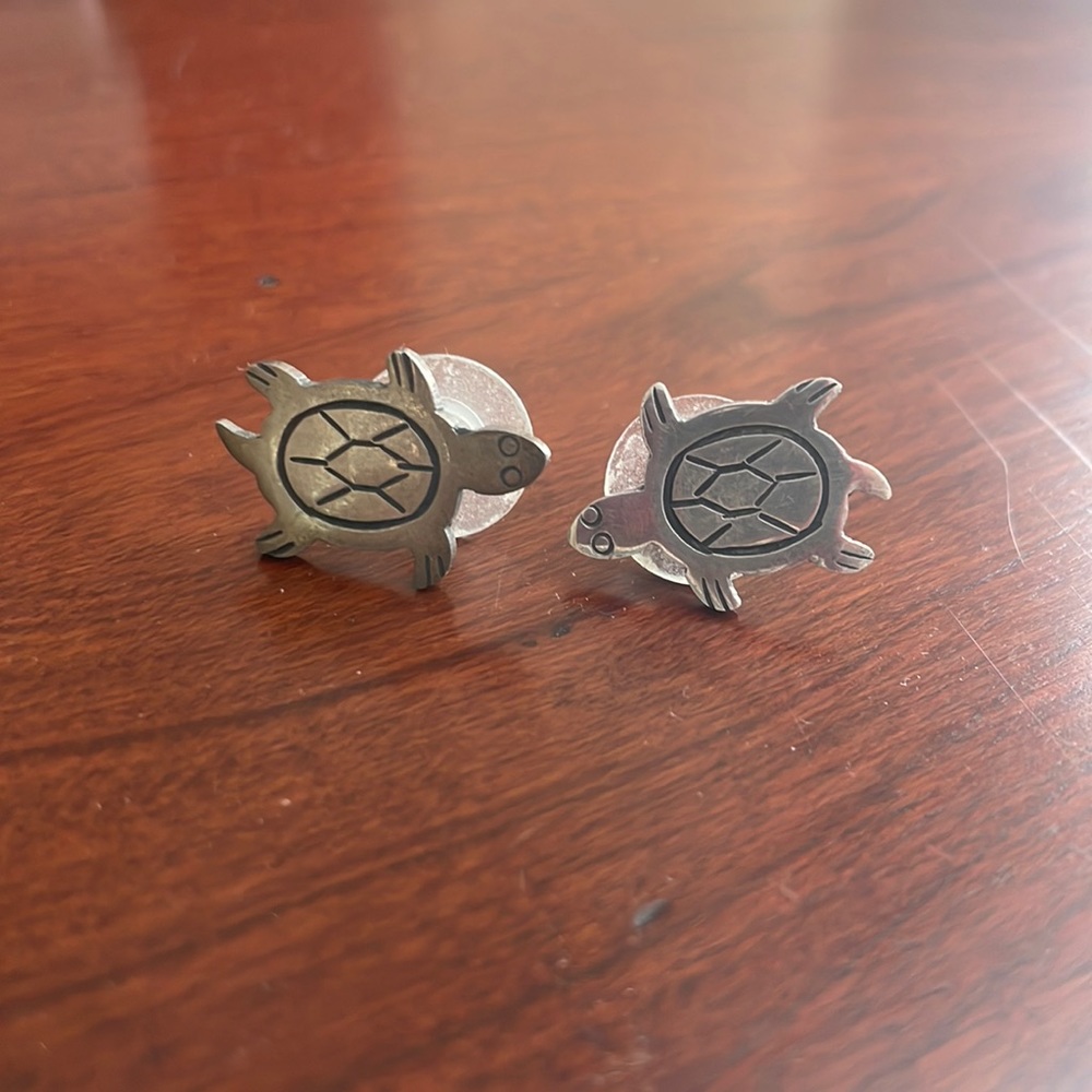 .925 silver turtle earrings